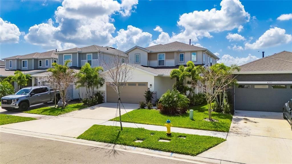 For Sale: $499,000 (4 beds, 3 baths, 2250 Square Feet)
