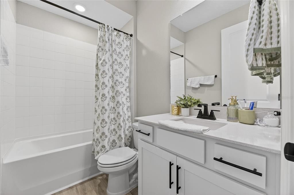For Sale: $499,000 (4 beds, 3 baths, 2250 Square Feet)