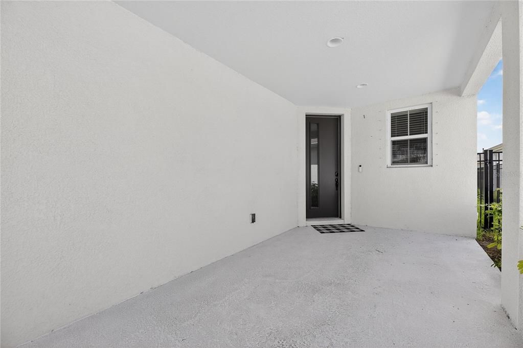 For Sale: $499,000 (4 beds, 3 baths, 2250 Square Feet)