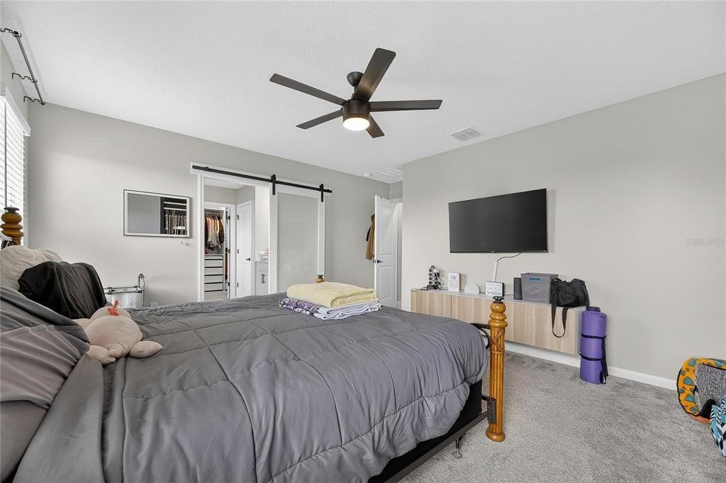 For Sale: $499,000 (4 beds, 3 baths, 2250 Square Feet)