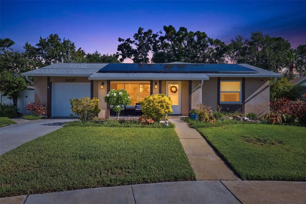 En Venta: $434,900 (3 camas, 2 baños, 1353 Pies cuadrados)