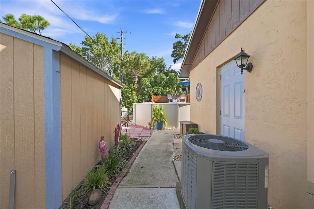 En Venta: $434,900 (3 camas, 2 baños, 1353 Pies cuadrados)