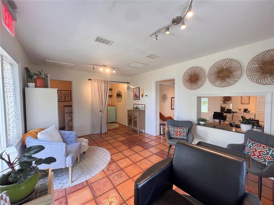 En Venta: $374,900 (0 camas, 0 baños, 864 Pies cuadrados)
