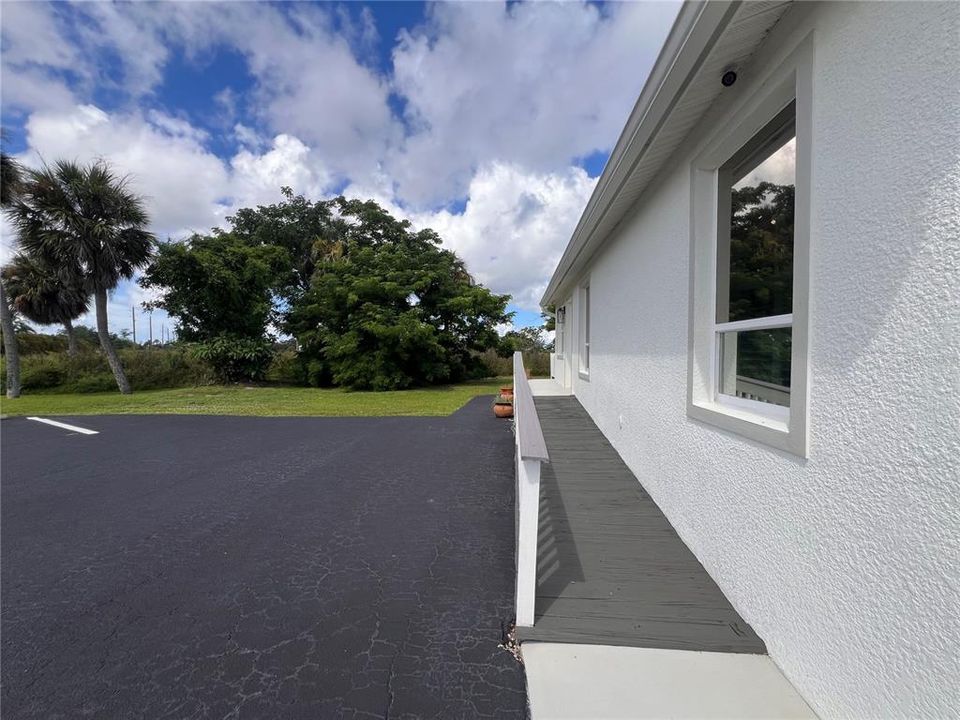 En Venta: $374,900 (0 camas, 0 baños, 864 Pies cuadrados)