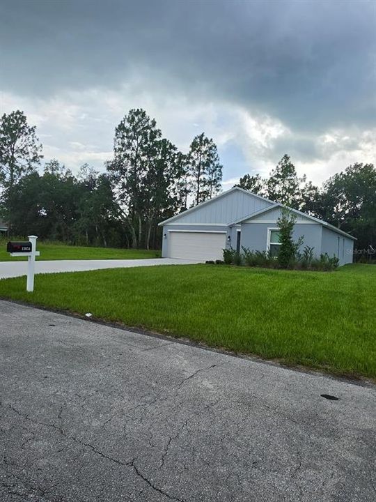 For Sale: $328,000 (4 beds, 2 baths, 1824 Square Feet)