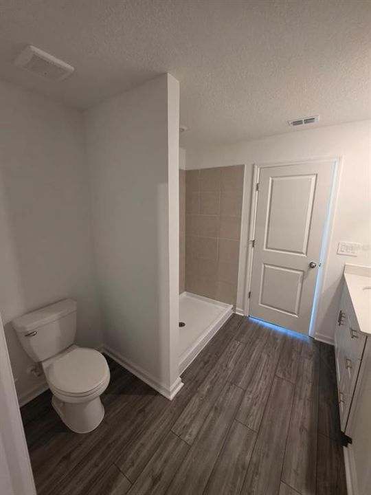 For Sale: $328,000 (4 beds, 2 baths, 1824 Square Feet)
