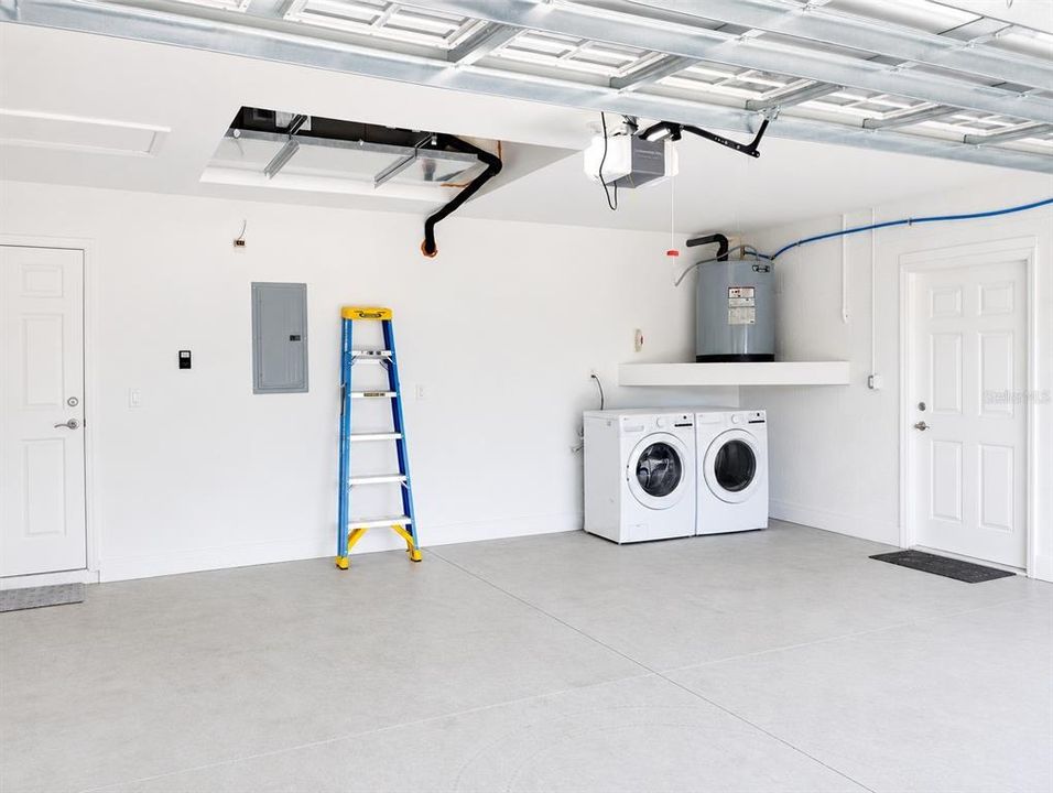 For Sale: $310,000 (3 beds, 2 baths, 1525 Square Feet)