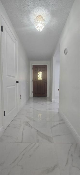 En Venta: $279,900 (2 camas, 2 baños, 966 Pies cuadrados)