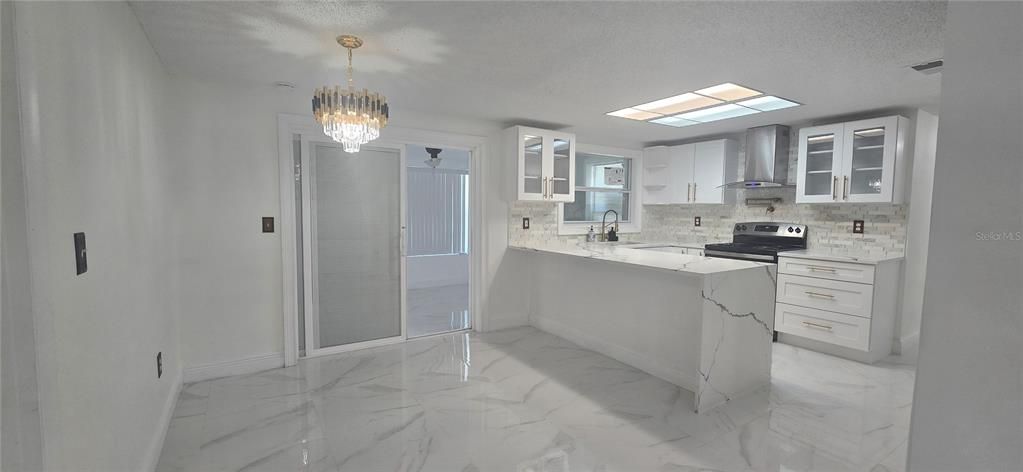 En Venta: $279,900 (2 camas, 2 baños, 966 Pies cuadrados)
