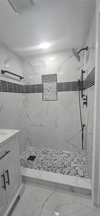 En Venta: $279,900 (2 camas, 2 baños, 966 Pies cuadrados)