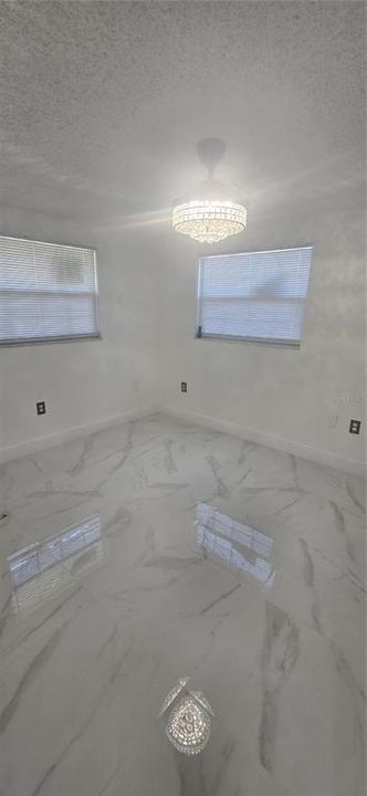 En Venta: $279,900 (2 camas, 2 baños, 966 Pies cuadrados)