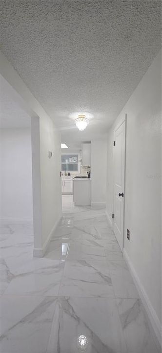 En Venta: $279,900 (2 camas, 2 baños, 966 Pies cuadrados)