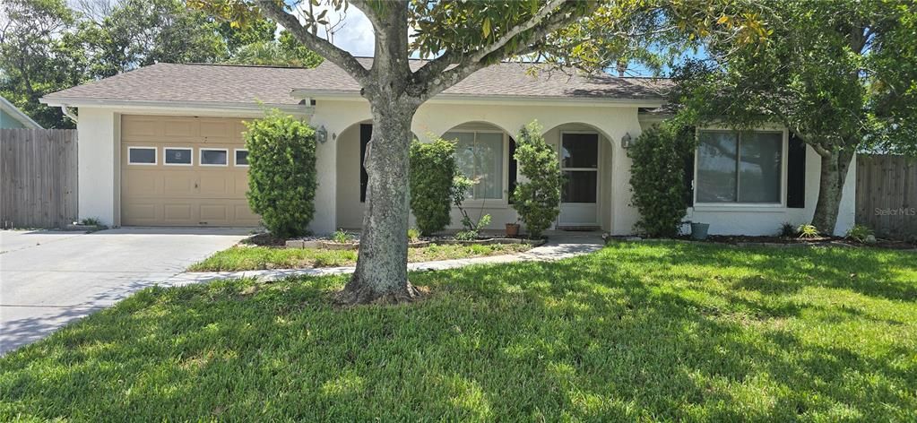 En Venta: $279,900 (2 camas, 2 baños, 966 Pies cuadrados)