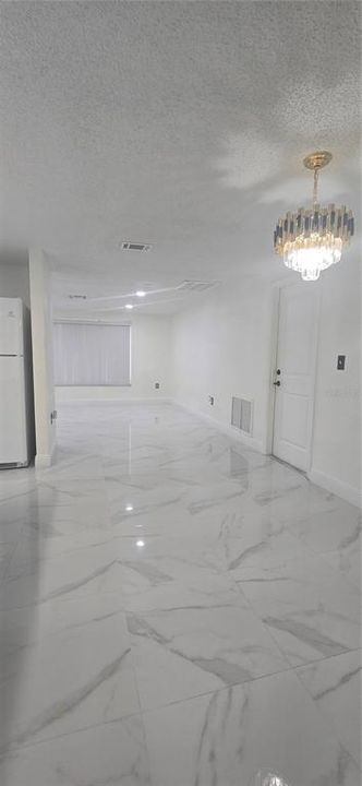 En Venta: $279,900 (2 camas, 2 baños, 966 Pies cuadrados)