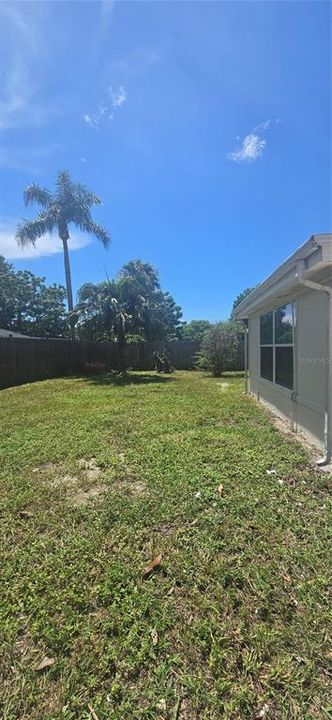 En Venta: $279,900 (2 camas, 2 baños, 966 Pies cuadrados)