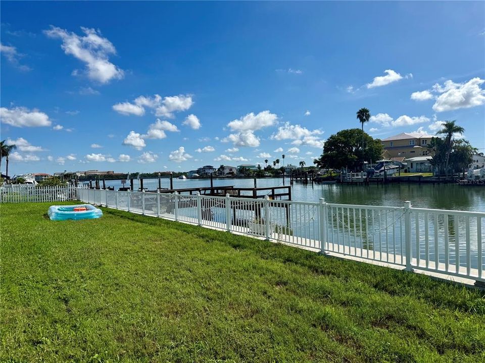 For Sale: $899,000 (0.23 acres)
