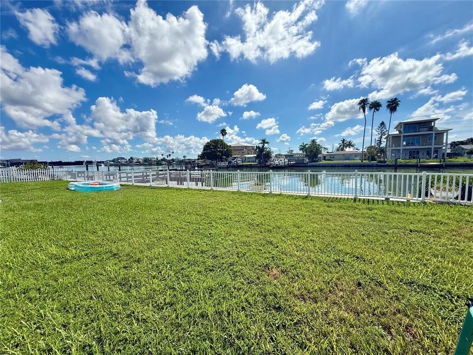 For Sale: $899,000 (0.23 acres)