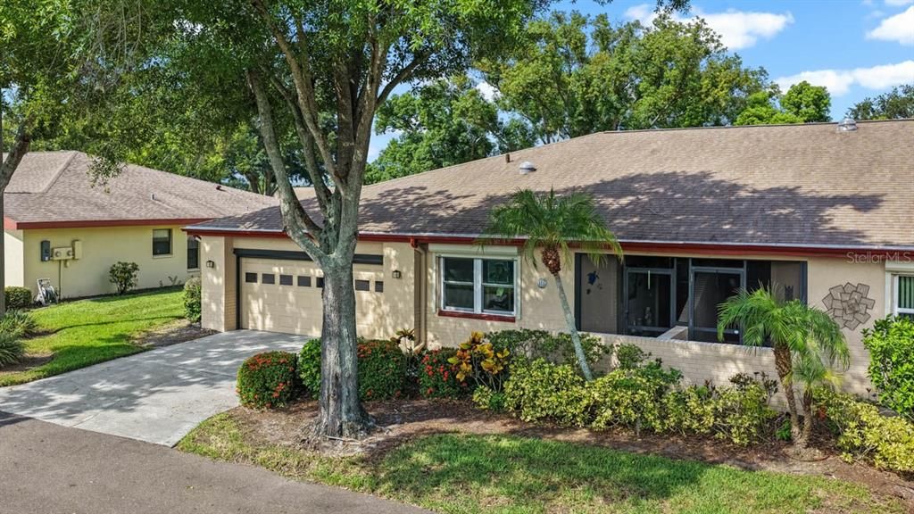 For Sale: $249,900 (2 beds, 2 baths, 1516 Square Feet)