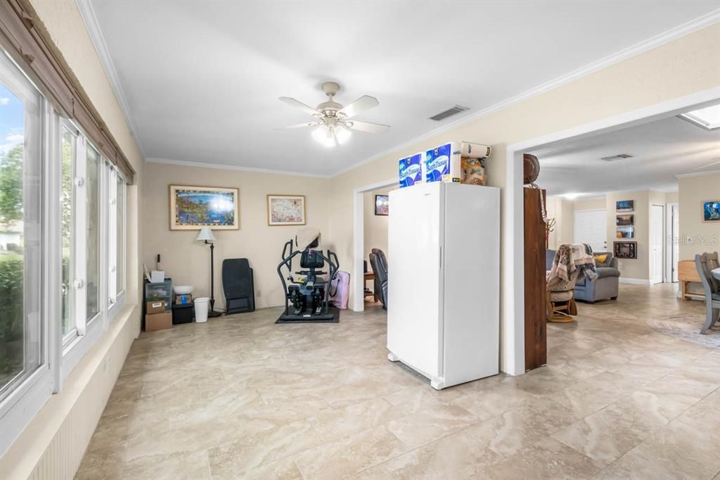 For Sale: $249,900 (2 beds, 2 baths, 1516 Square Feet)