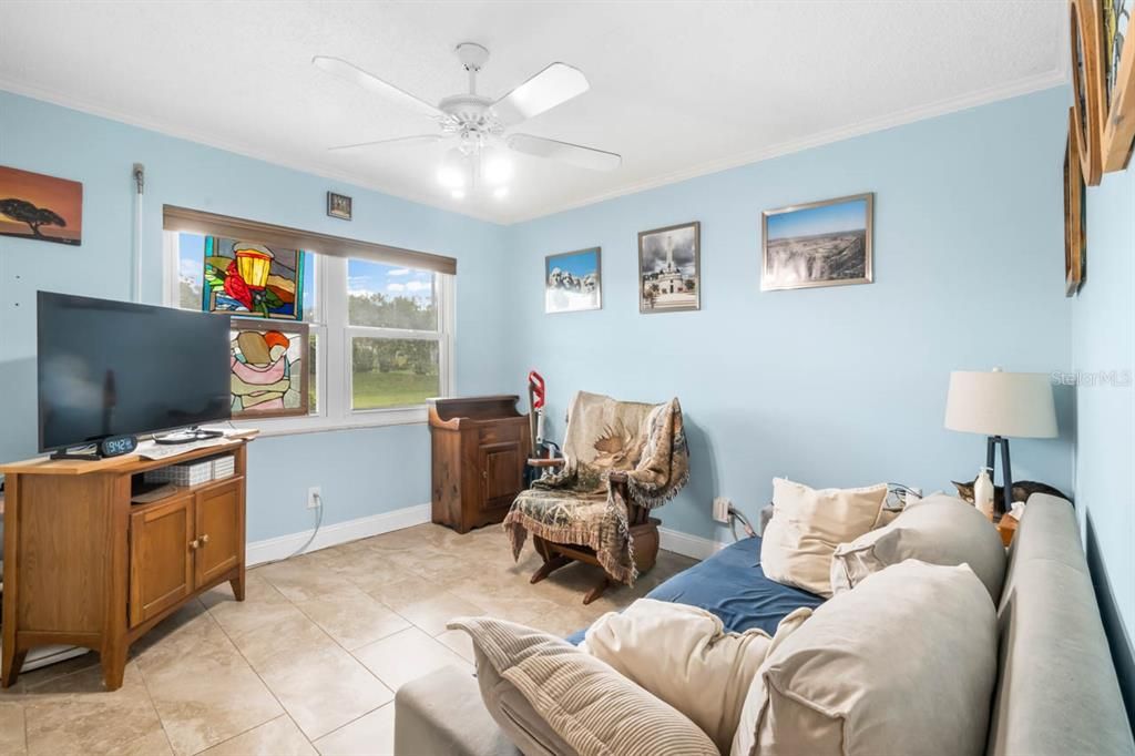 For Sale: $249,900 (2 beds, 2 baths, 1516 Square Feet)