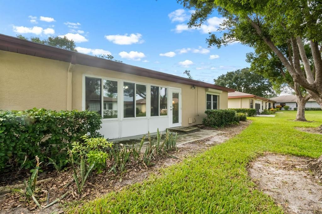 For Sale: $249,900 (2 beds, 2 baths, 1516 Square Feet)