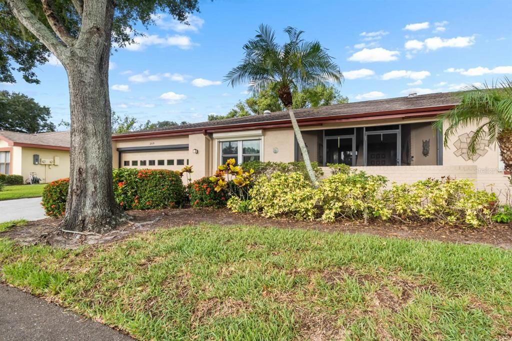 For Sale: $249,900 (2 beds, 2 baths, 1516 Square Feet)