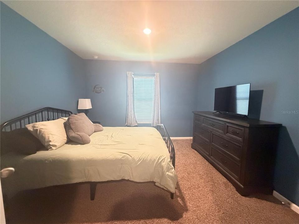 For Sale: $319,900 (4 beds, 2 baths, 1862 Square Feet)