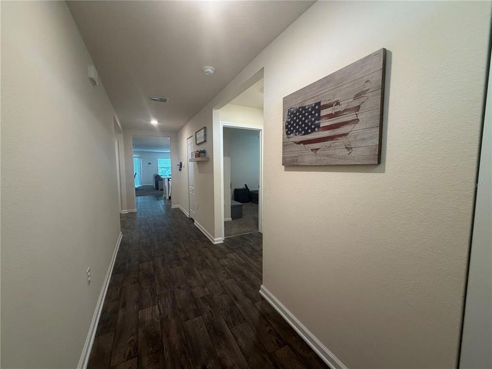 For Sale: $319,900 (4 beds, 2 baths, 1862 Square Feet)