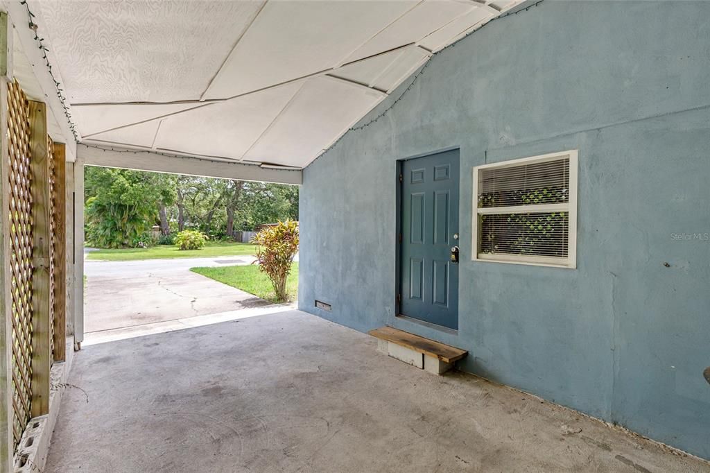 En Venta: $325,000 (3 camas, 2 baños, 1696 Pies cuadrados)