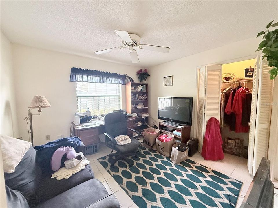 For Sale: $290,000 (3 beds, 2 baths, 2261 Square Feet)