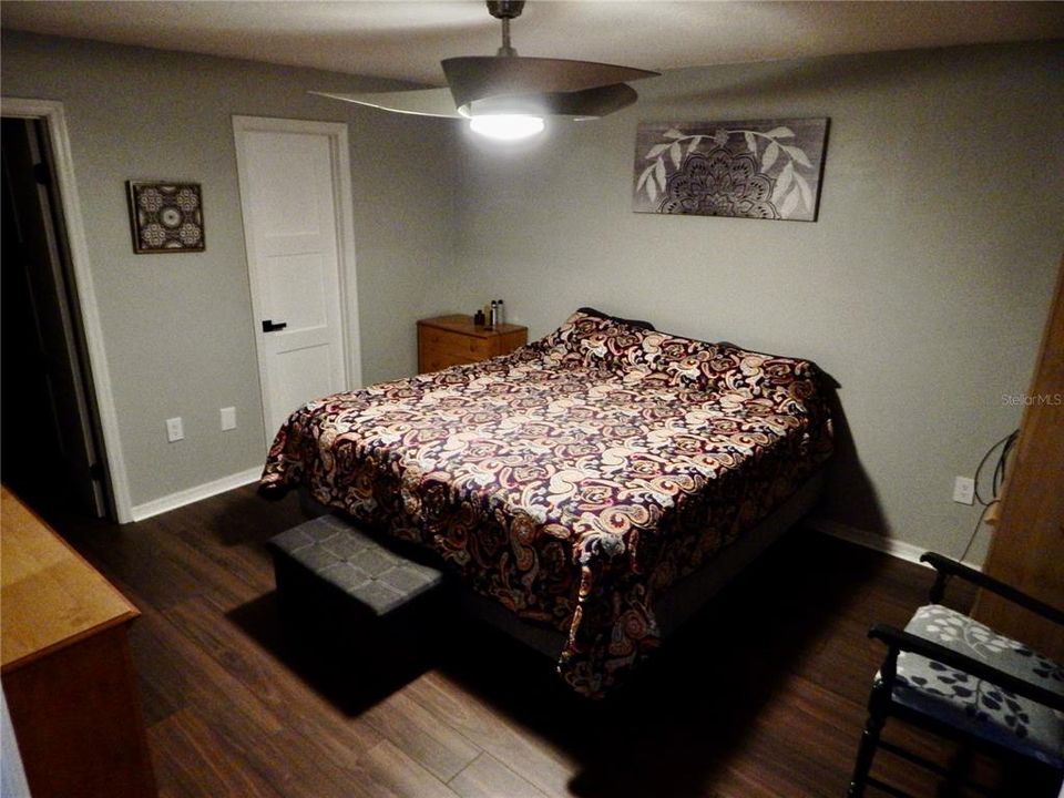 For Sale: $269,000 (2 beds, 2 baths, 1176 Square Feet)