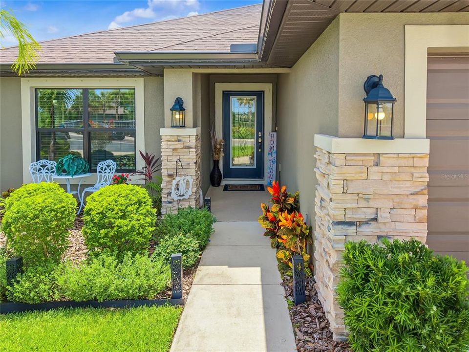 For Sale: $409,900 (3 beds, 2 baths, 1970 Square Feet)