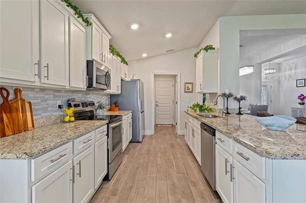 For Sale: $409,900 (3 beds, 2 baths, 1970 Square Feet)
