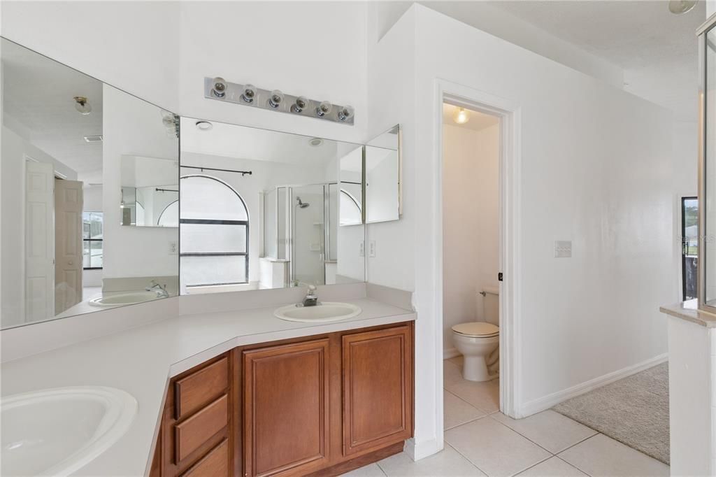 For Sale: $455,000 (3 beds, 2 baths, 1434 Square Feet)