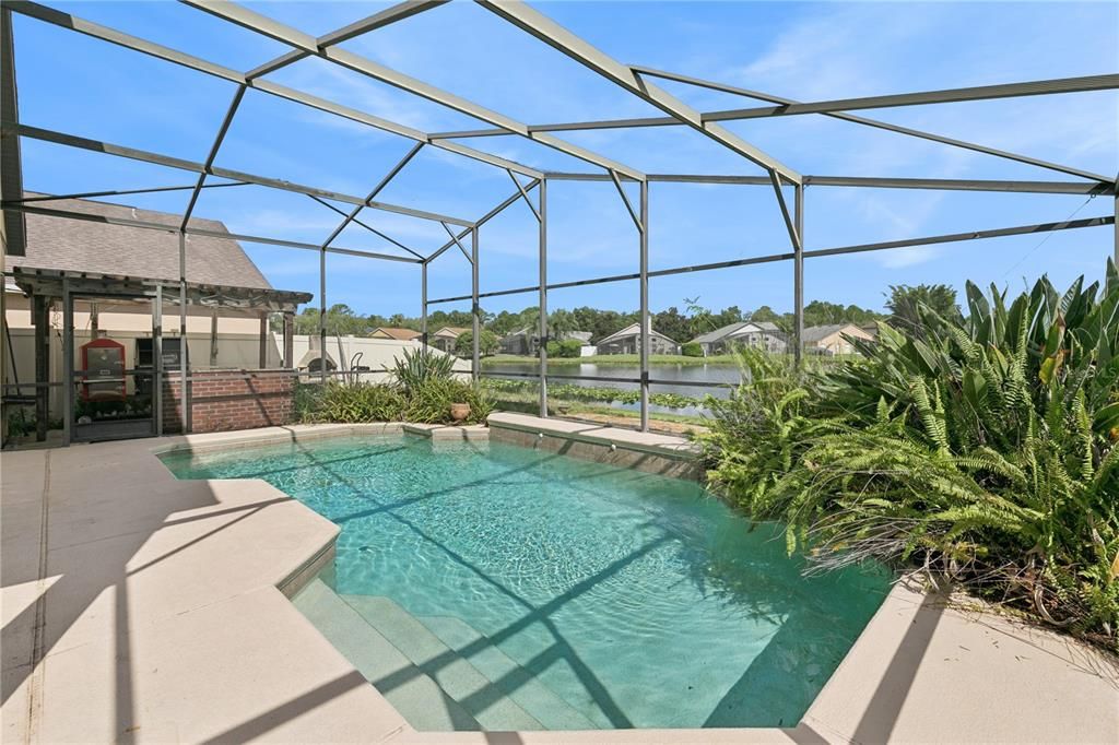 For Sale: $455,000 (3 beds, 2 baths, 1434 Square Feet)