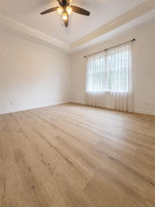 На продажу: $280,000 (3 спален, 2 ванн, 1600 Квадратных фут)