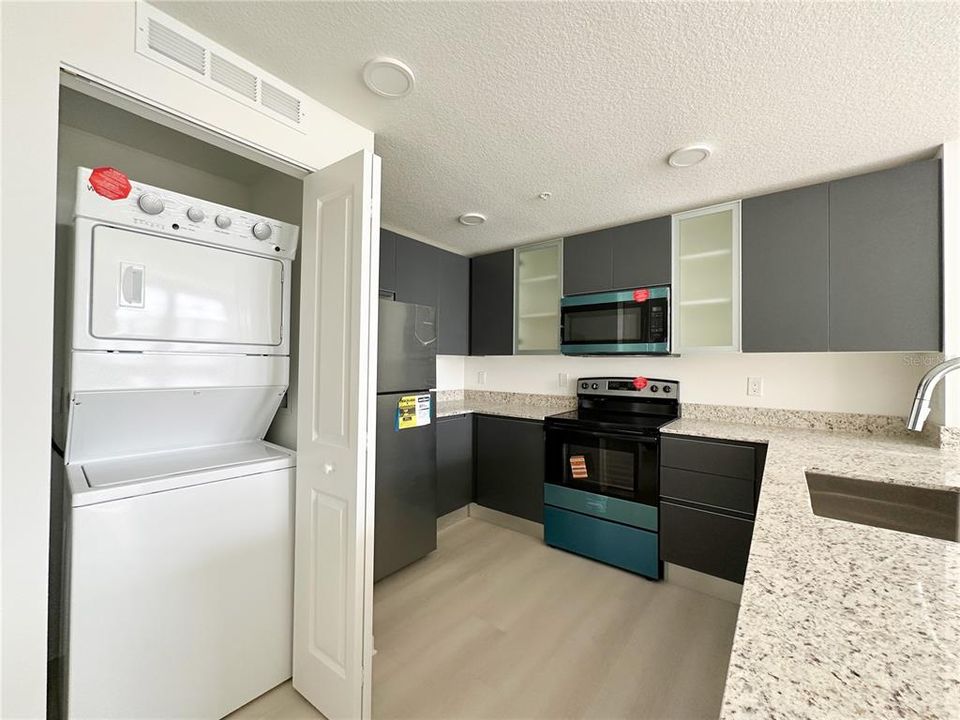 В аренду: $1,450 (1 спален, 1 ванн, 750 Квадратных фут)