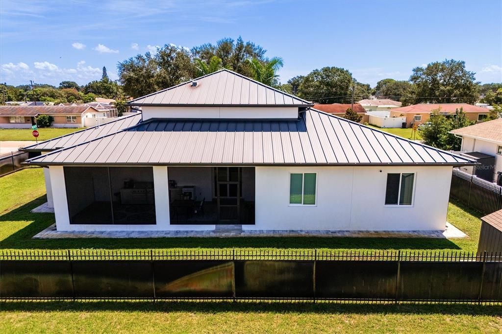 En Venta: $995,500 (3 camas, 2 baños, 2242 Pies cuadrados)