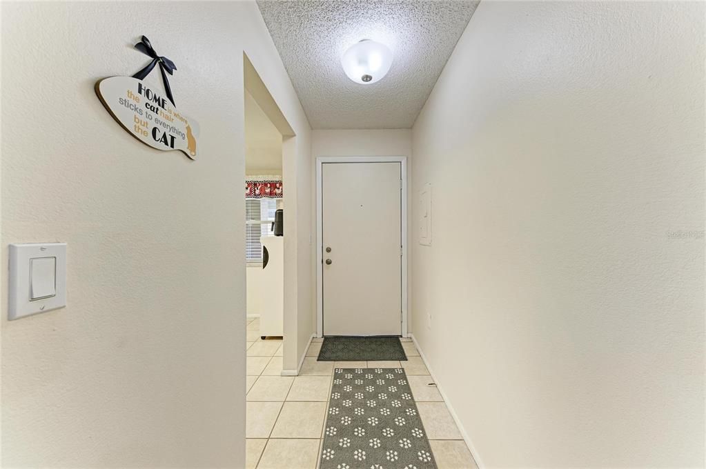 En Venta: $174,900 (2 camas, 2 baños, 803 Pies cuadrados)