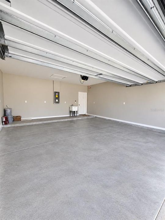 En Venta: $484,000 (4 camas, 3 baños, 2239 Pies cuadrados)
