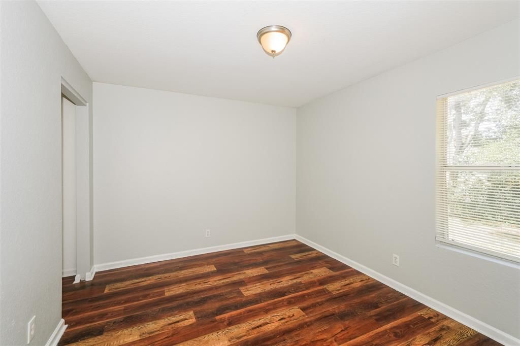 В аренду: $1,965 (4 спален, 2 ванн, 1600 Квадратных фут)