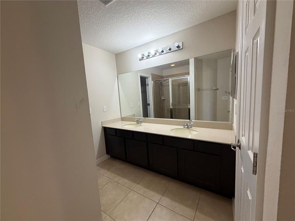 В аренду: $2,200 (3 спален, 2 ванн, 1550 Квадратных фут)