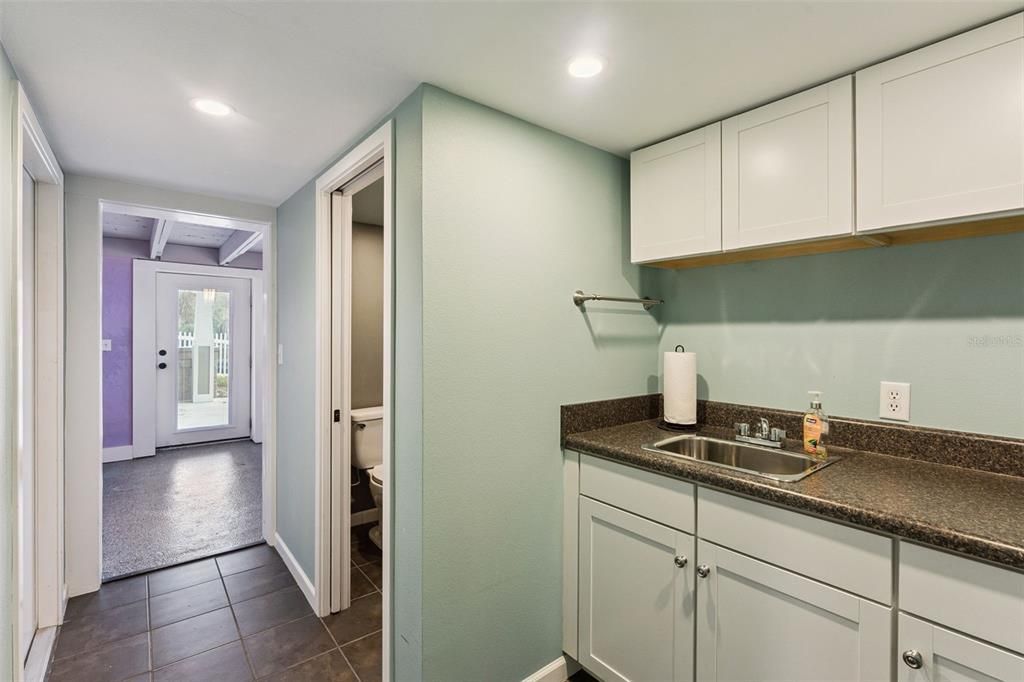 En Venta: $675,000 (4 camas, 3 baños, 2381 Pies cuadrados)