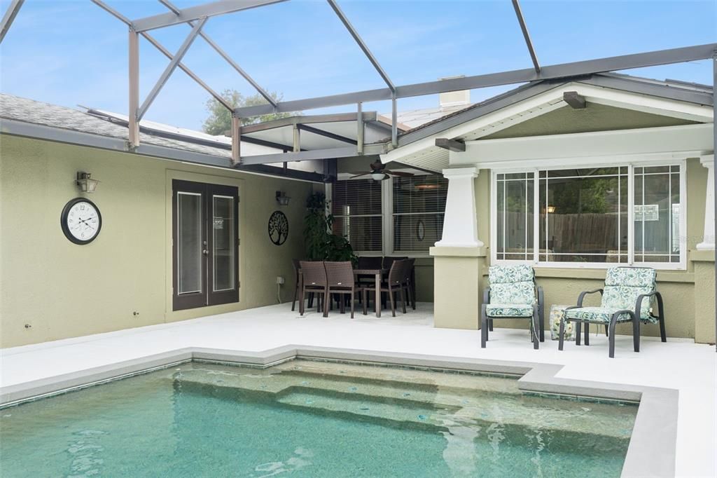 En Venta: $675,000 (4 camas, 3 baños, 2381 Pies cuadrados)