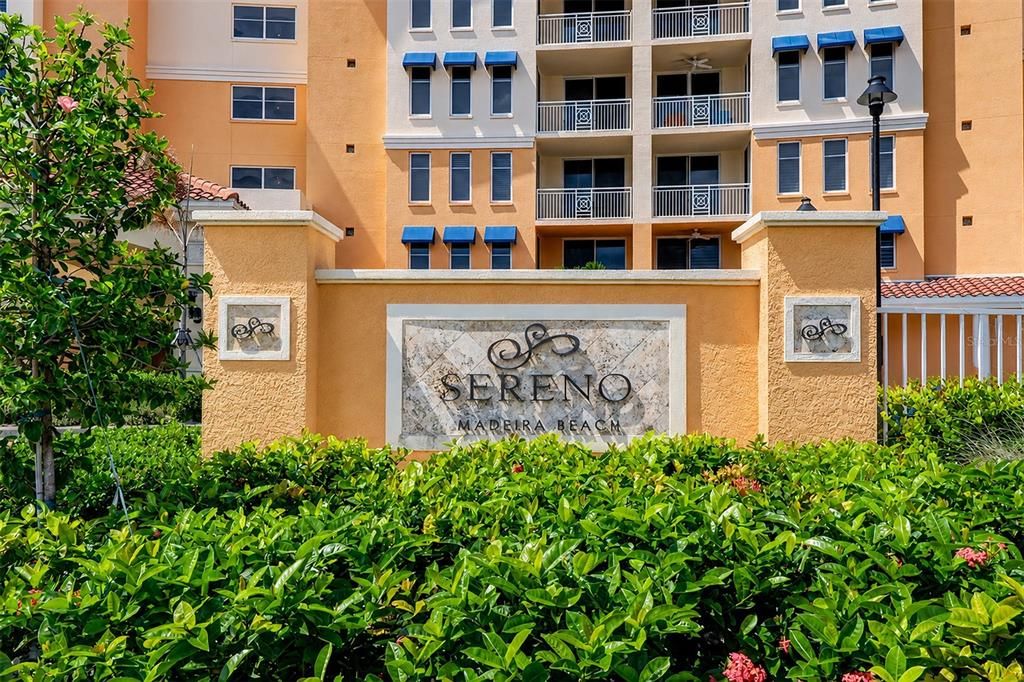 En Venta: $2,350,000 (3 camas, 3 baños, 2760 Pies cuadrados)