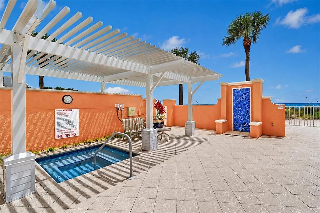 En Venta: $2,350,000 (3 camas, 3 baños, 2760 Pies cuadrados)