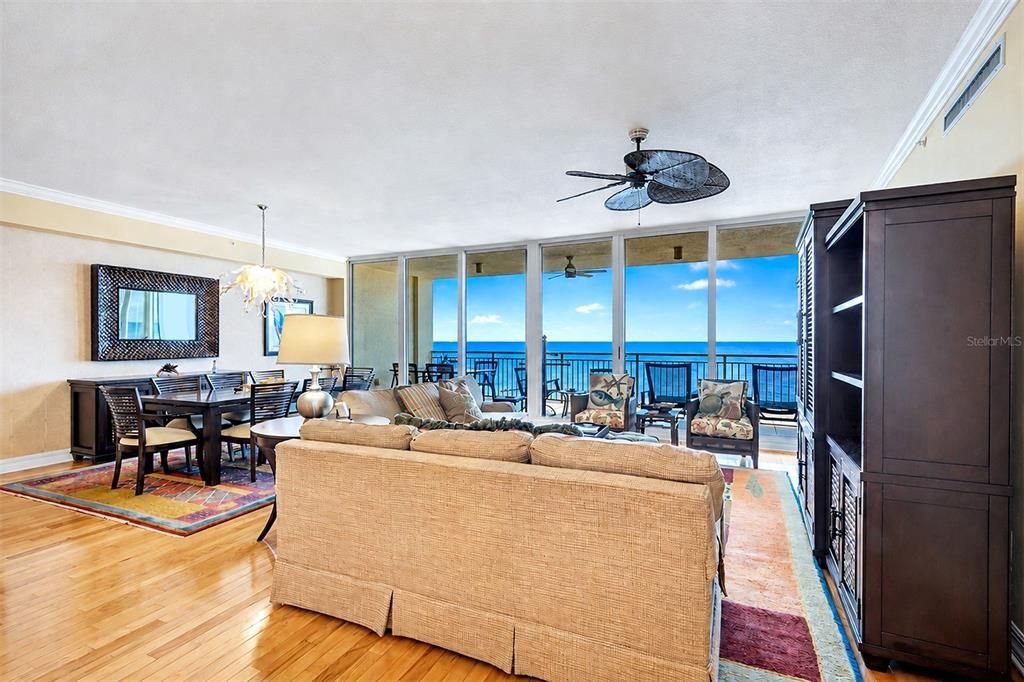 En Venta: $2,350,000 (3 camas, 3 baños, 2760 Pies cuadrados)