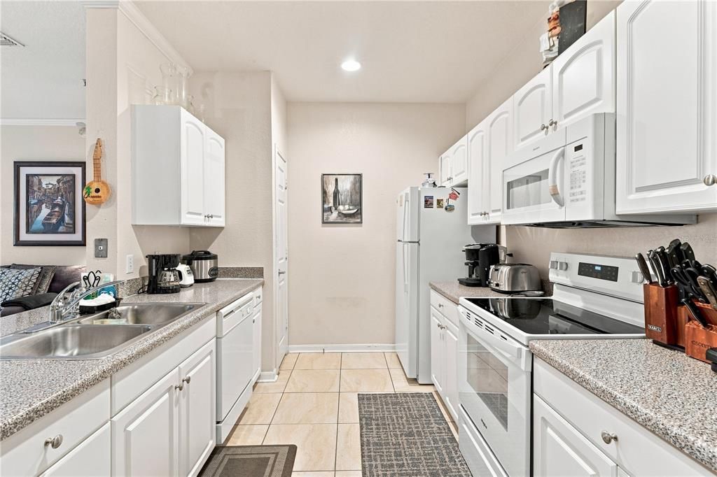 En Venta: $275,000 (2 camas, 2 baños, 1070 Pies cuadrados)