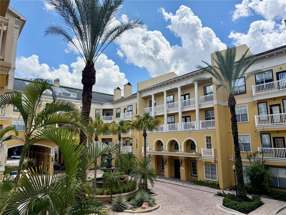 En Venta: $275,000 (2 camas, 2 baños, 1070 Pies cuadrados)
