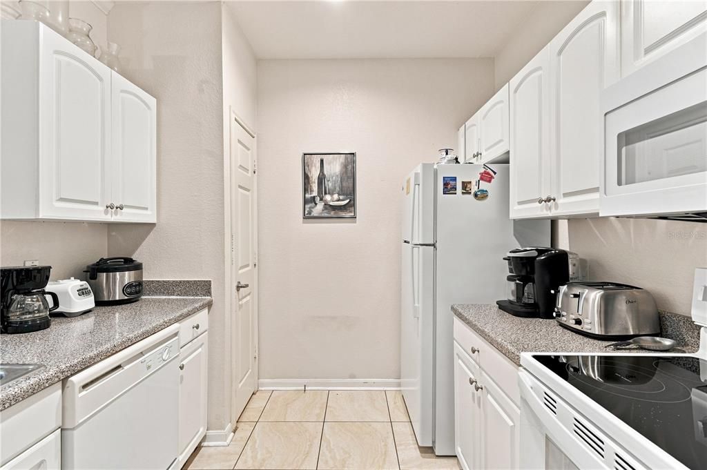 En Venta: $275,000 (2 camas, 2 baños, 1070 Pies cuadrados)